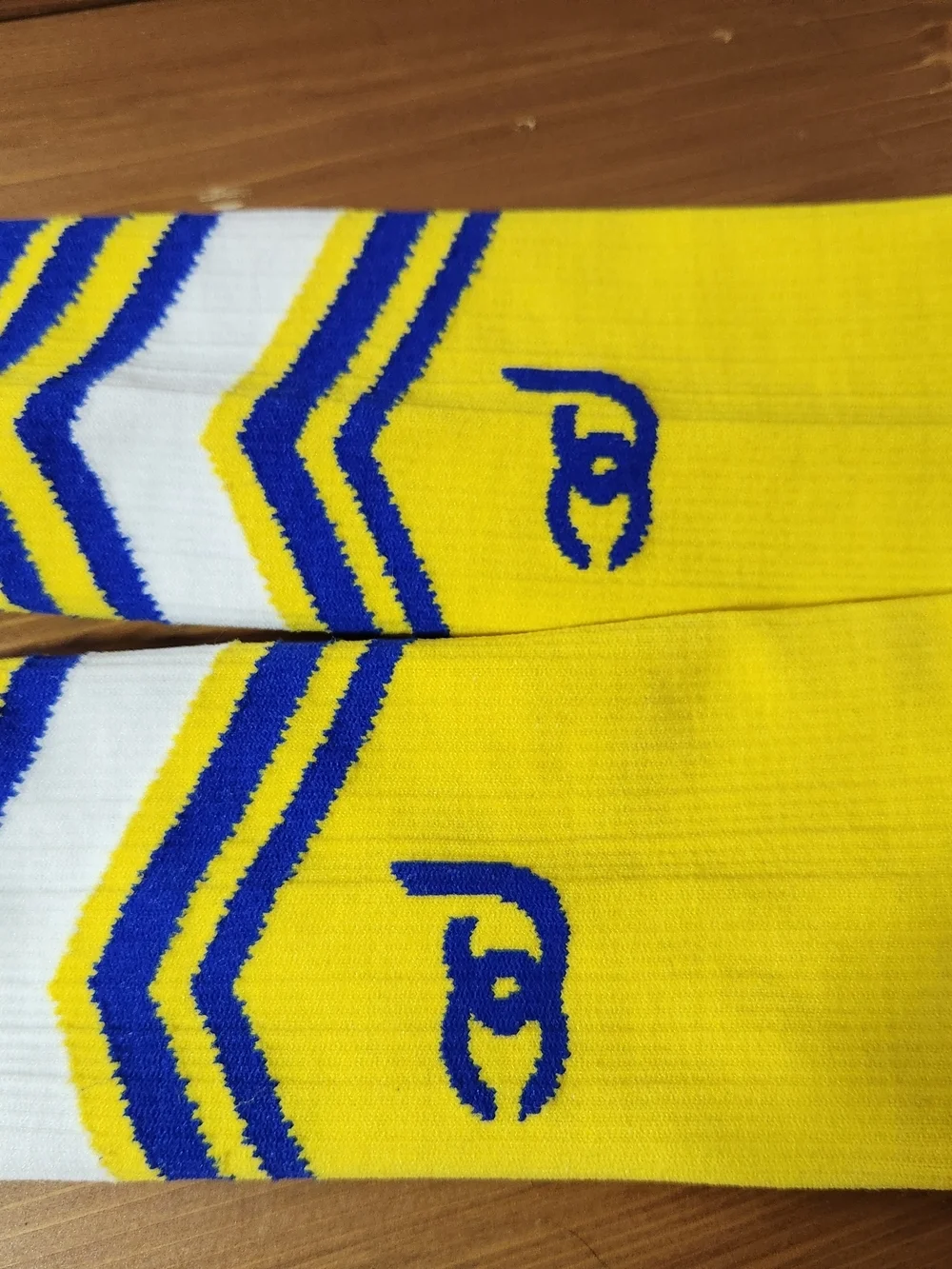 Pro Compression Boston Strong Marathon Socks Blue Yellow SM/MED
